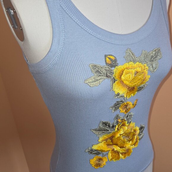 Top - Picture 3 of 3